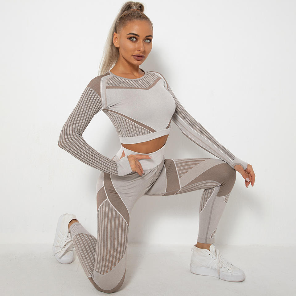 Eclipse™ Seamless Hollow Yoga Set